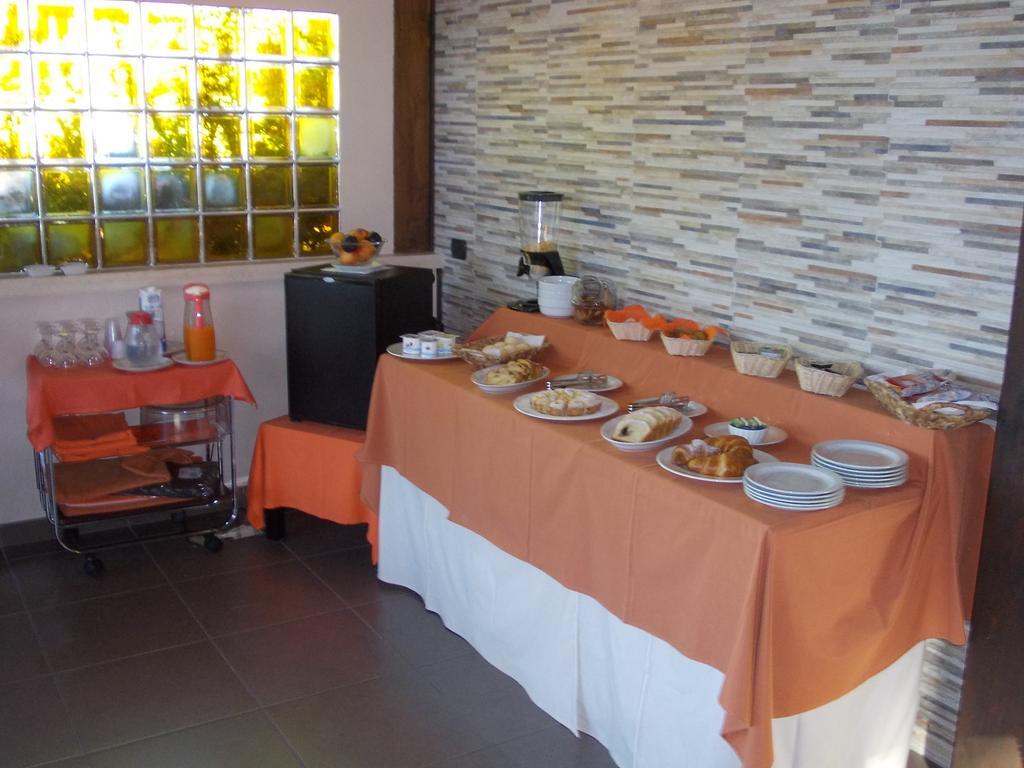Agrihotel Papaya San Pietro Apostolo Exterior photo